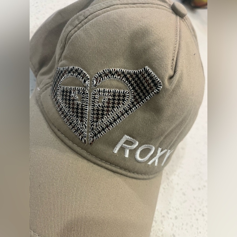 Beige Roxy Hat - Picture 2 of 3